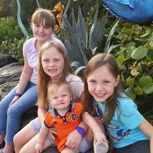 Meet your Posher, Deanna